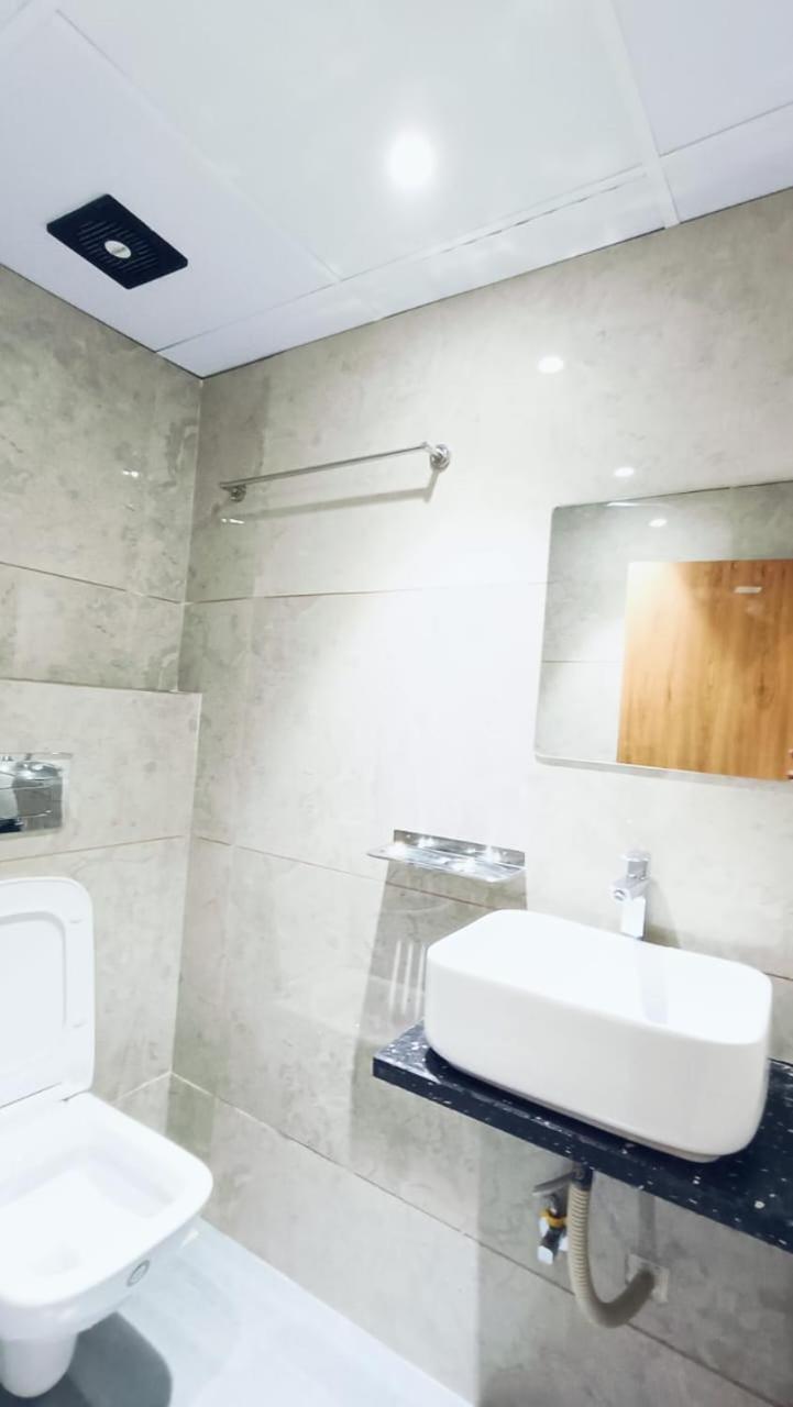 Glitz Hotels 7Even Hills- Nr International Airport Mumbai T2 Екстериор снимка